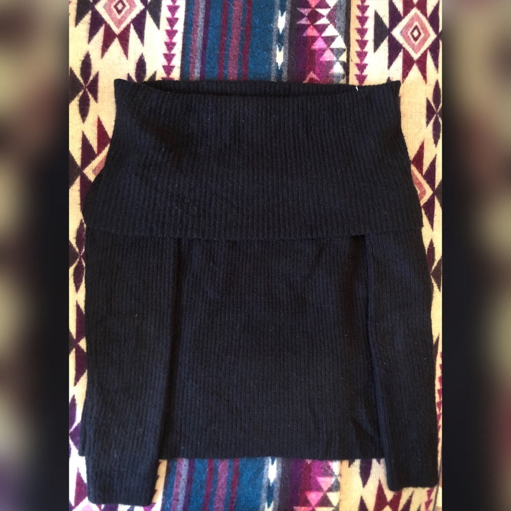 Forever 21 off the shoulder black sweater